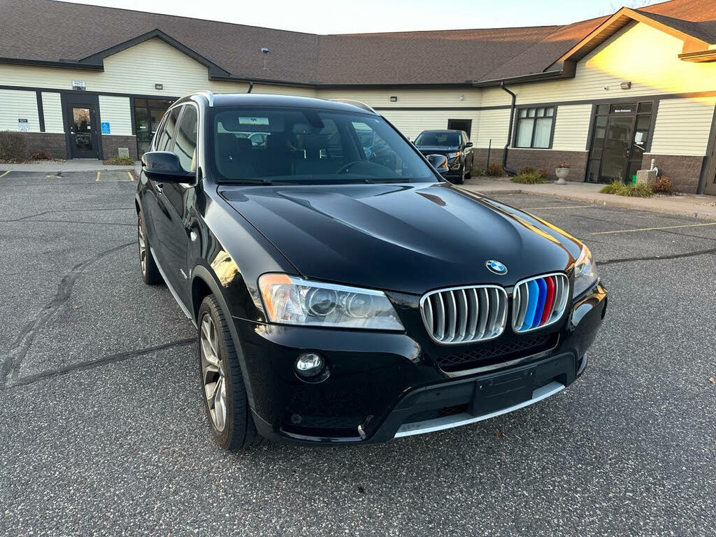 
								BMW X3 xDrive28i AWD full									