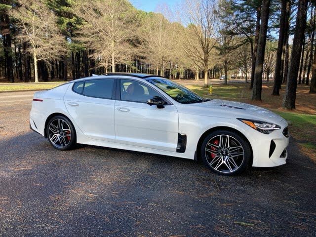 
								2023 Kia Stinger GT2 RWD full									