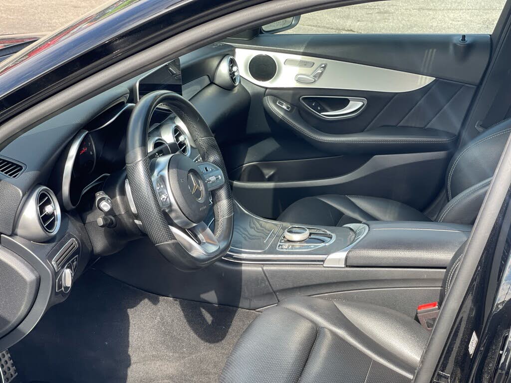 
								2019 Mercedes-Benz C-Class C 300 RWD full									