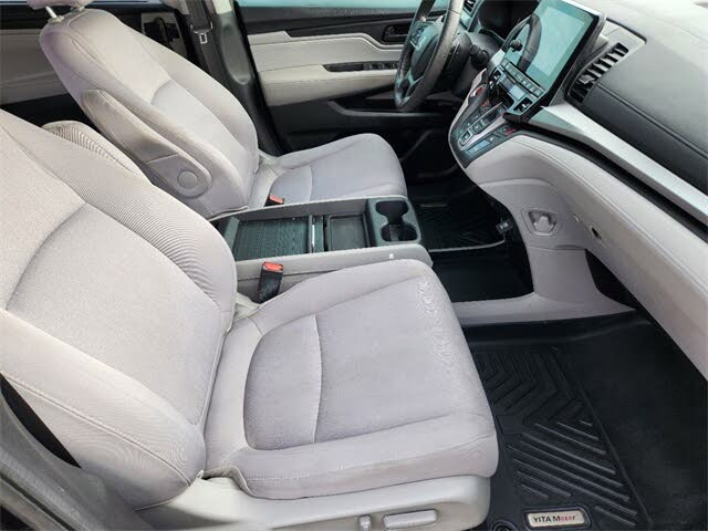 
								Honda Odyssey EX FWD full									