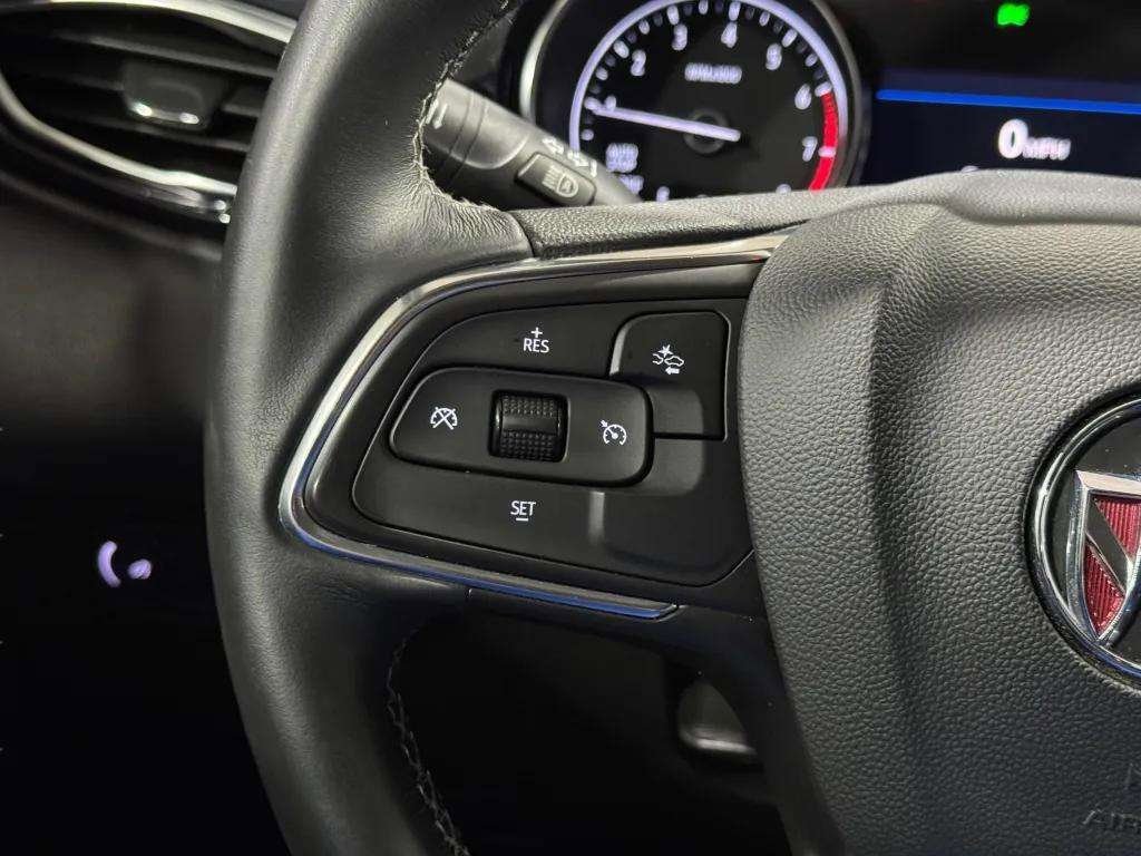 
								Buick Encore GX Select Front Wheel Drive SUV full									