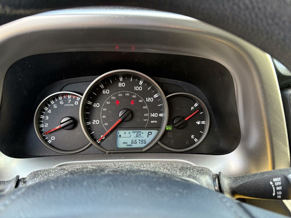 
								2016 Toyota RAV4 LE AWD full									