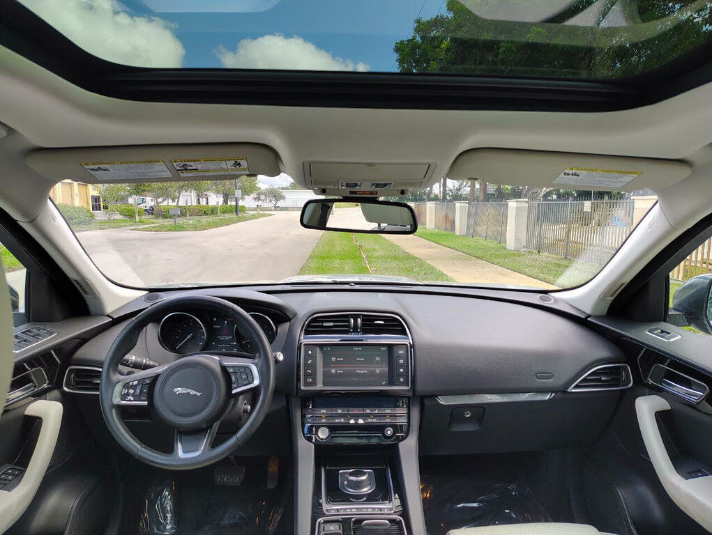 
								Jaguar F-PACE 35t Prestige AWD full									