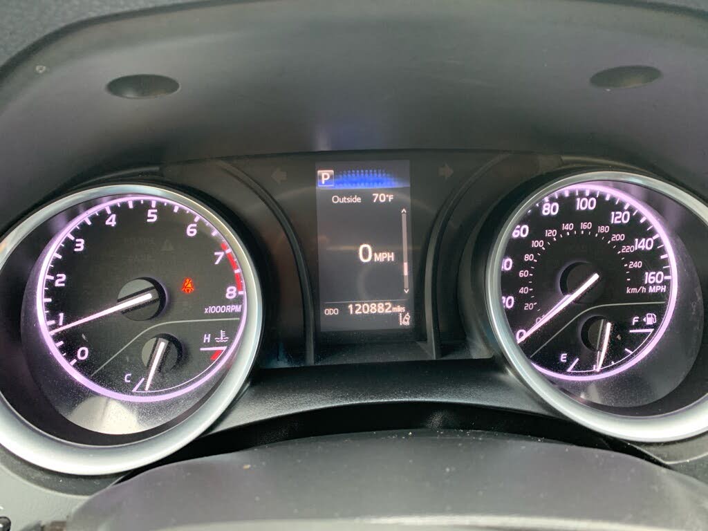 
								2018 Toyota Camry L full									