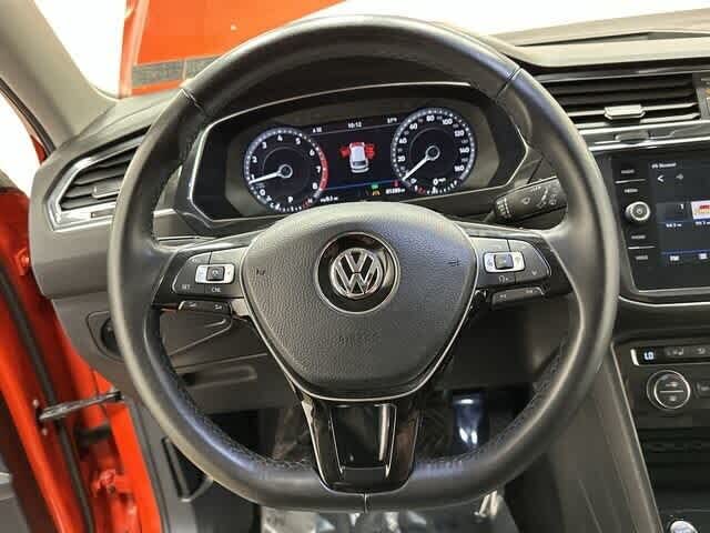 
								2018 Volkswagen Tiguan SEL Premium 4Motion full									