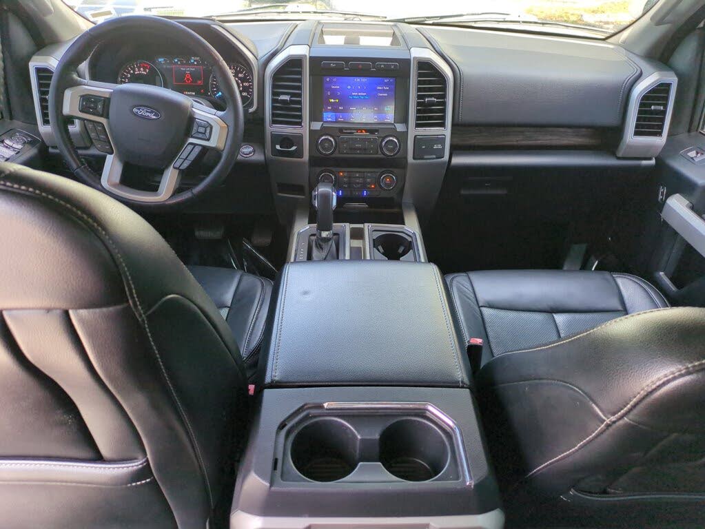 
								2020 Ford F-150 Platinum SuperCrew RWD full									