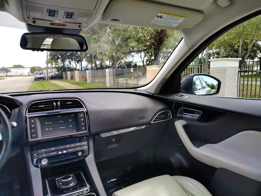 
								Jaguar F-PACE 35t Prestige AWD full									