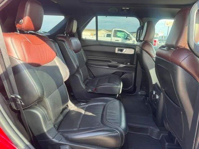 
								Ford Explorer Platinum AWD full									