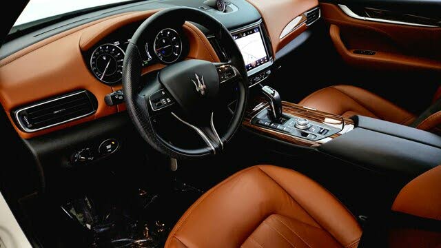 
								Maserati Levante GT AWD full									