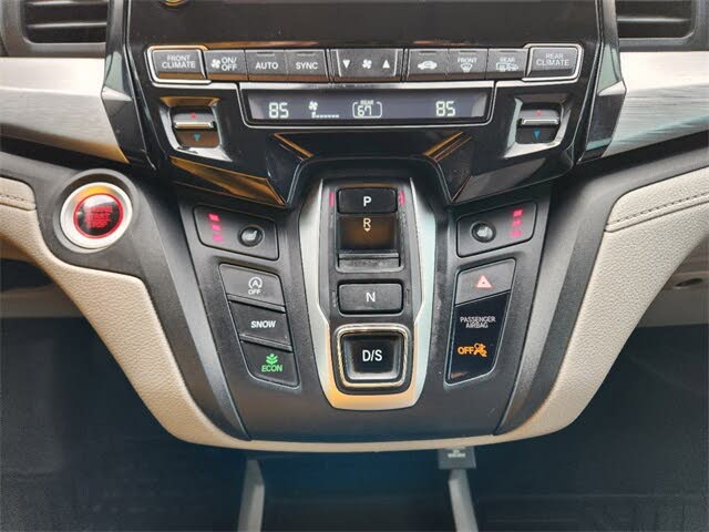 
								Honda Odyssey EX FWD full									