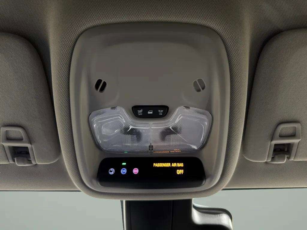 
								Buick Encore GX Select Front Wheel Drive SUV full									