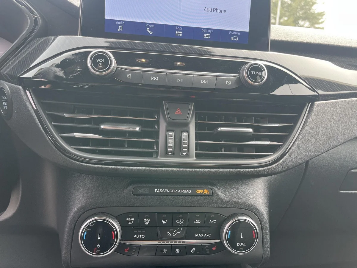 
								2023 Ford Escape full									