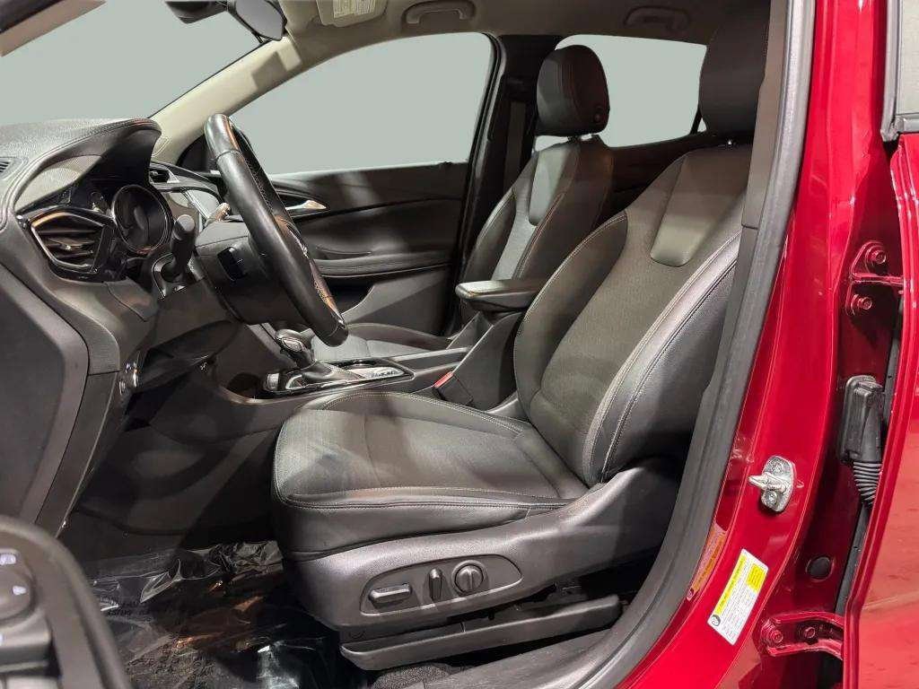 
								Buick Encore GX Select Front Wheel Drive SUV full									