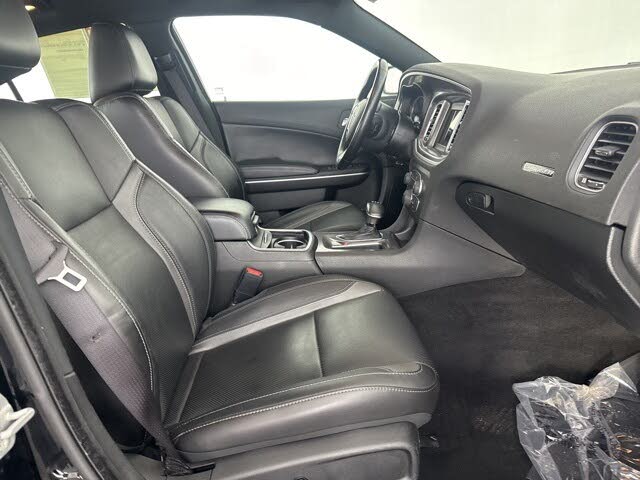 
								2022 Dodge Charger SXT RWD full									