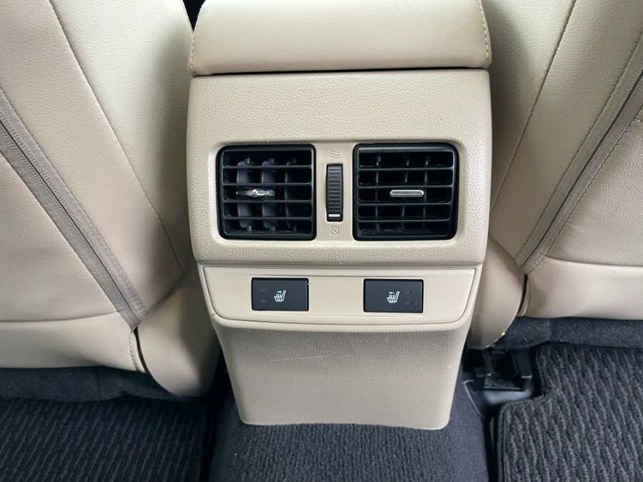 
								2017 Subaru Outback 2.5i Limited AWD full									