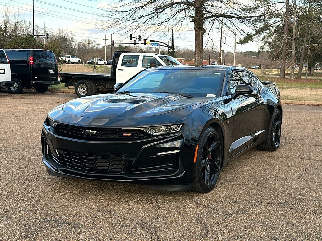 
								Chevrolet Camaro 2SS Coupe RWD full									