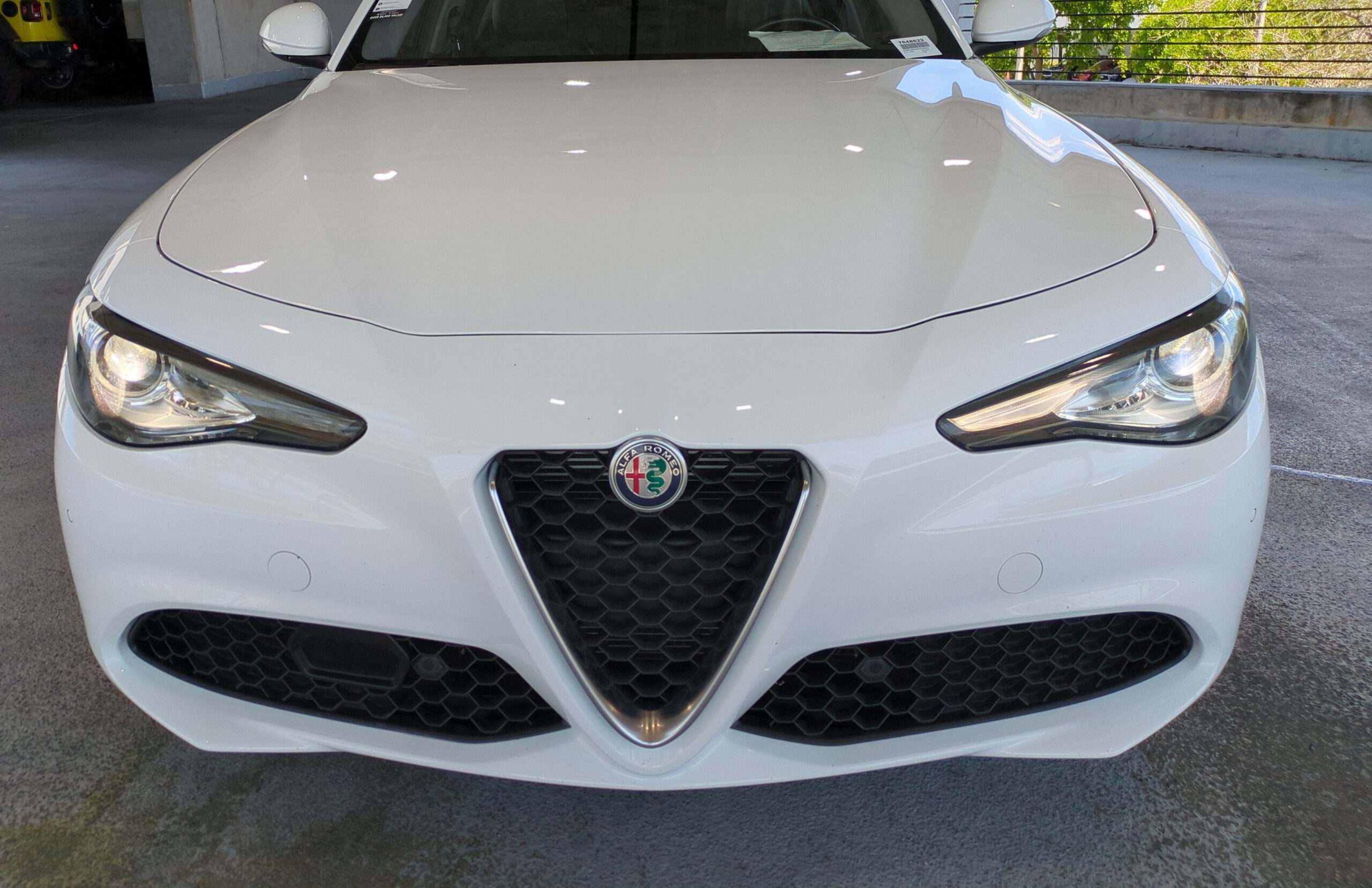
								2021 Alfa Romeo Giulia Ti AWD full									