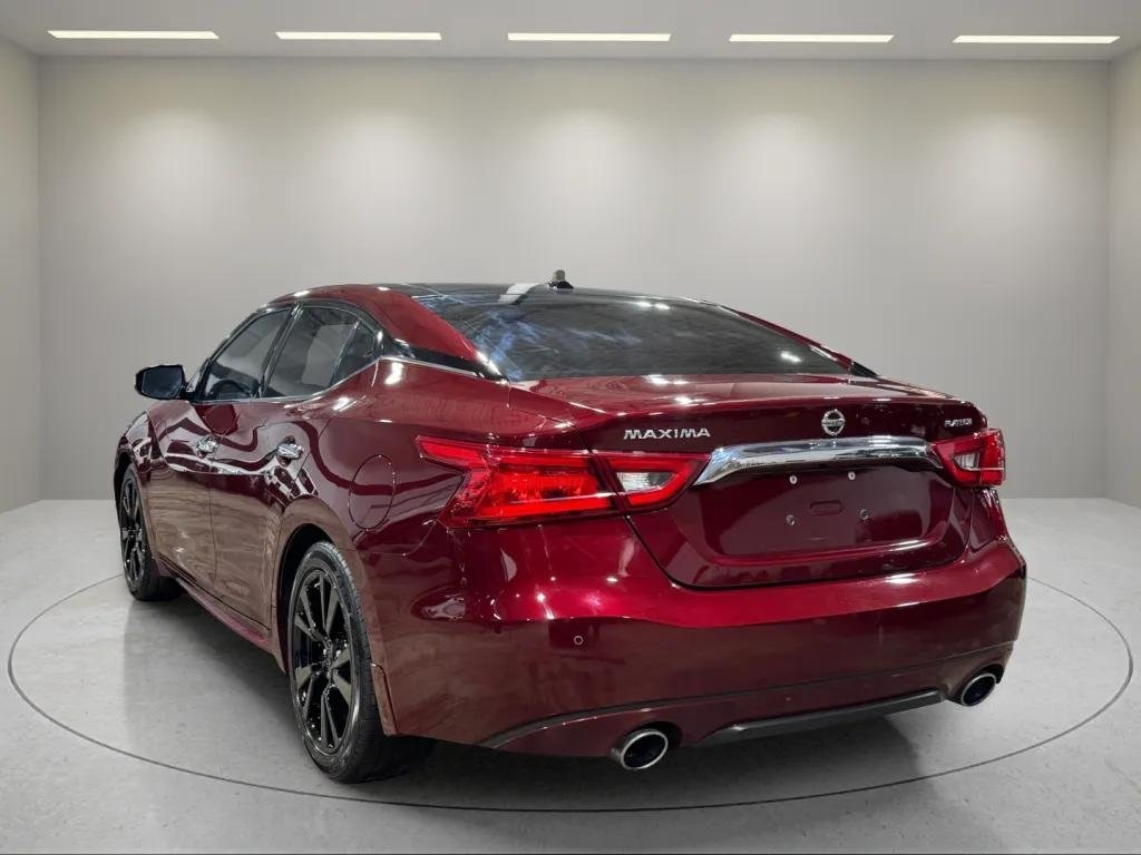 
								Nissan Maxima Platinum With Navigation full									