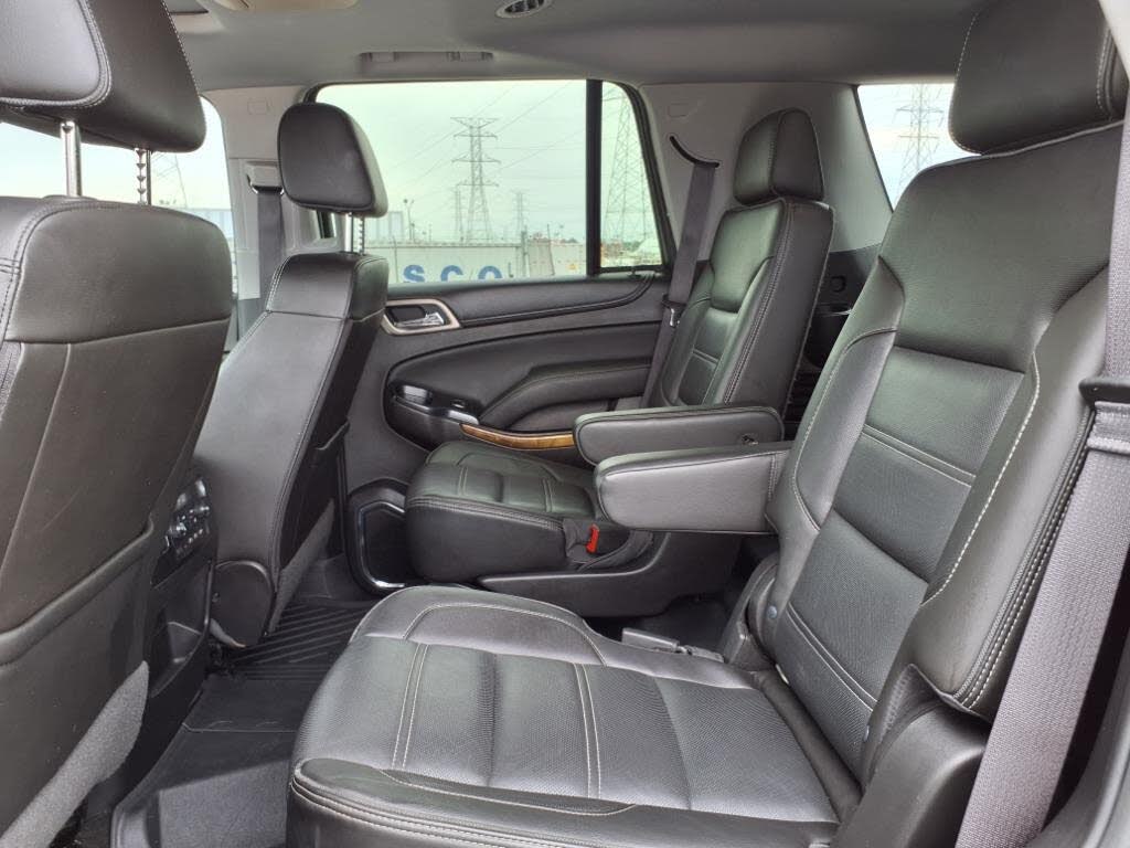 
								GMC Yukon Denali full									