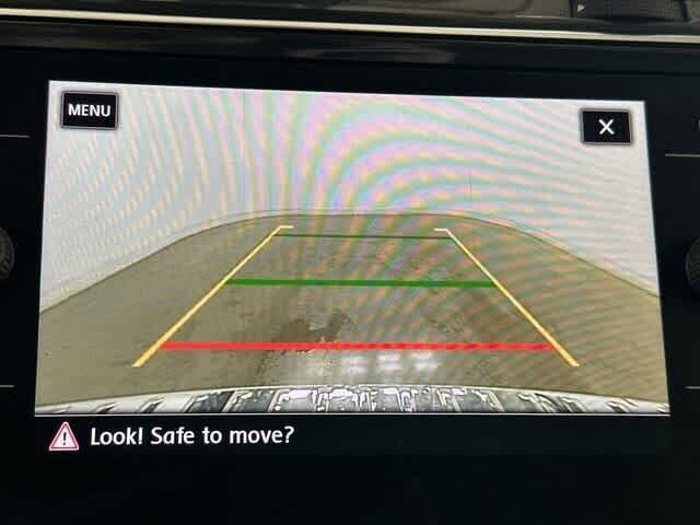 
								2018 Volkswagen Tiguan SEL Premium 4Motion full									