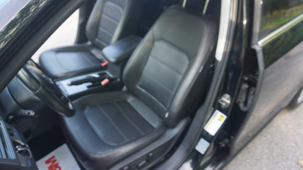 
								2014 Volkswagen Passat SE full									