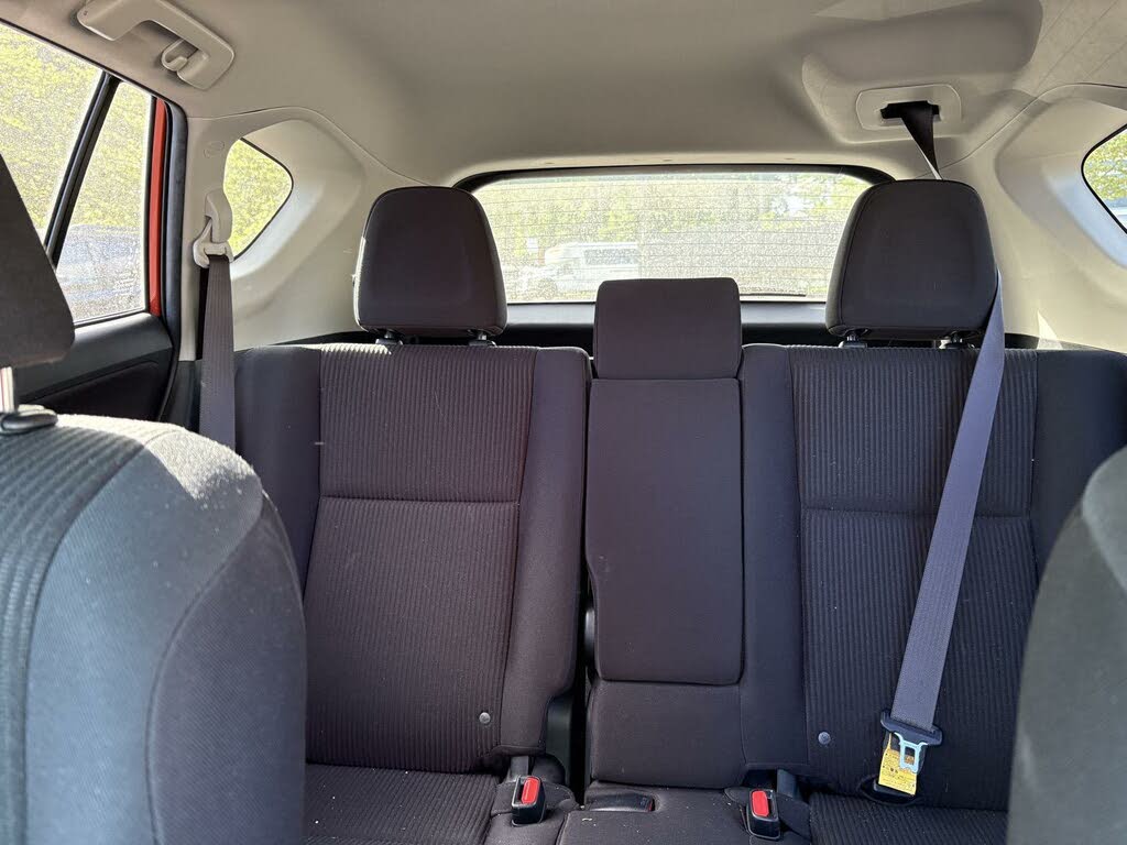 
								2016 Toyota RAV4 LE AWD full									