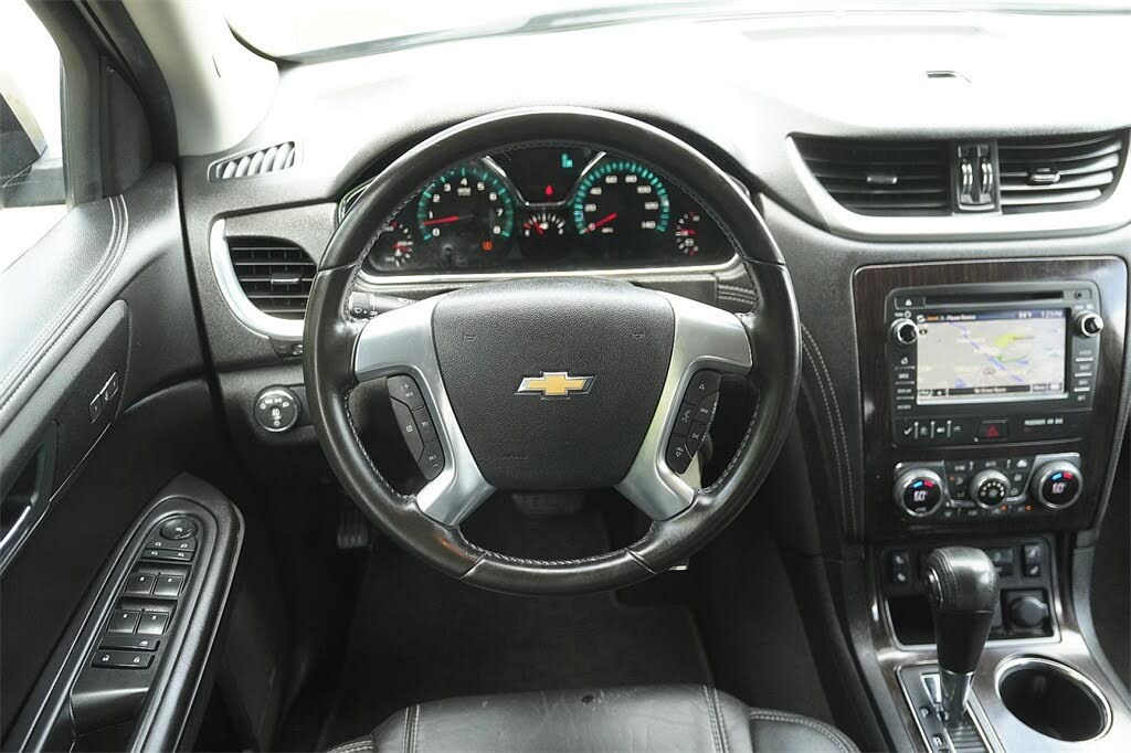 
								Chevrolet Traverse 2LT full									