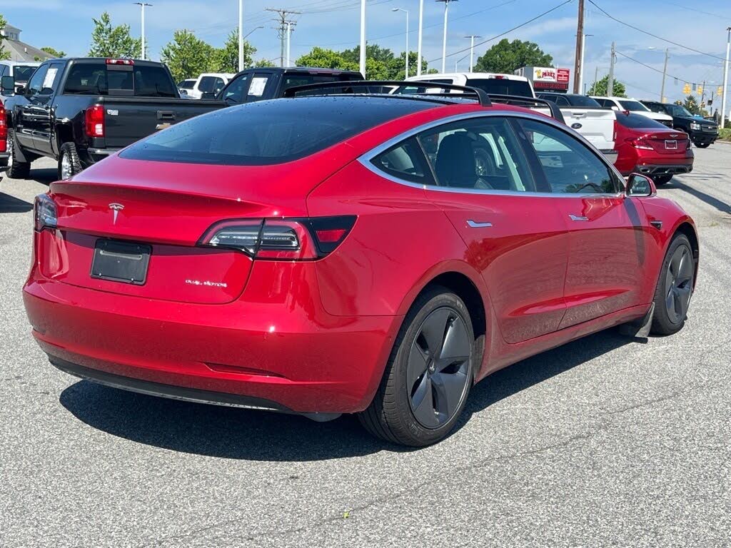 
								Tesla Model 3 Long Range AWD full									