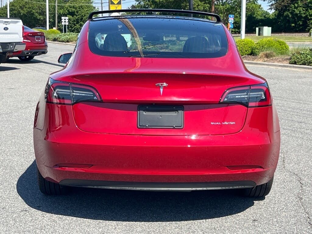 
								Tesla Model 3 Long Range AWD full									