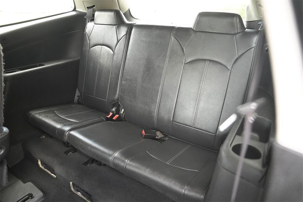 
								Chevrolet Traverse 2LT full									
