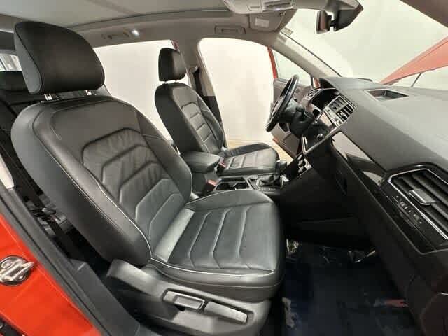 
								2018 Volkswagen Tiguan SEL Premium 4Motion full									