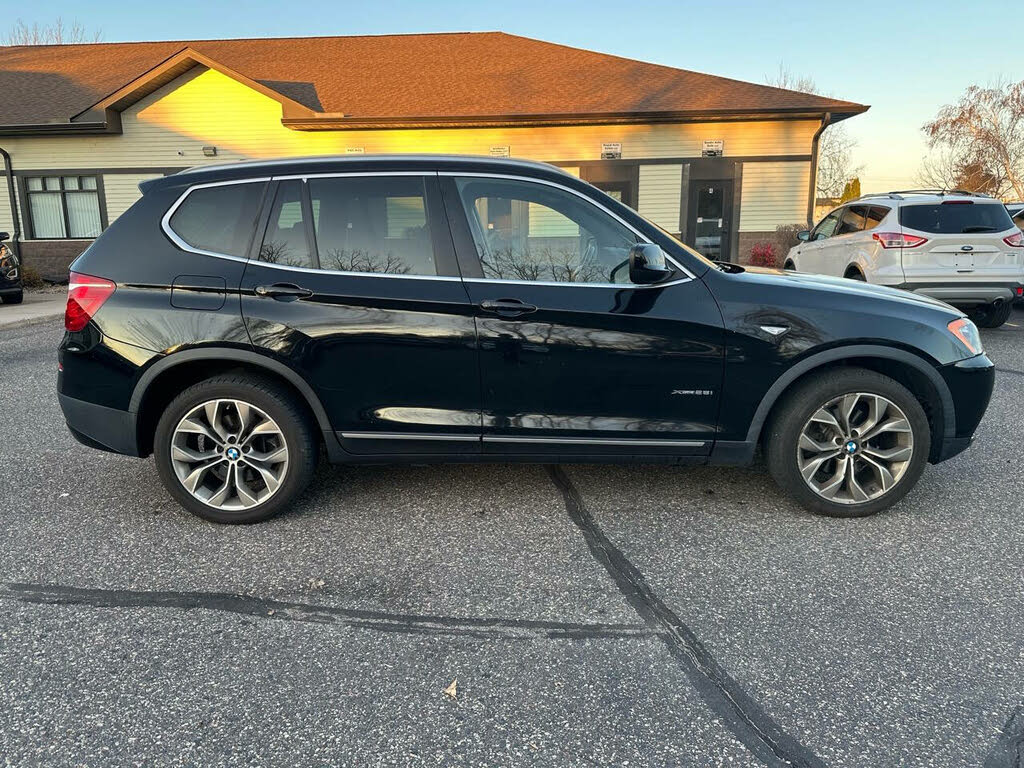 
								BMW X3 xDrive28i AWD full									