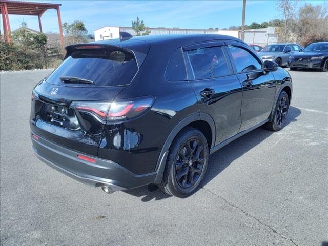 
								Honda HR-V Sport FWD full									