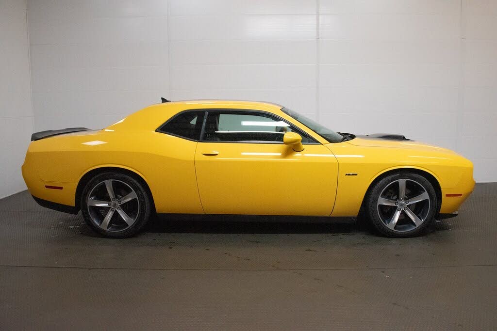 
								Dodge Challenger R/T Shaker RWD full									