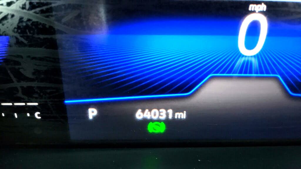 
								Volkswagen Tiguan SE FWD full									