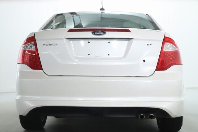 
								2012 Ford Fusion SE full									