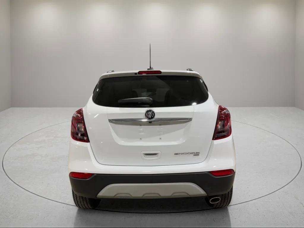 
								Buick Encore Preferred AWD full									