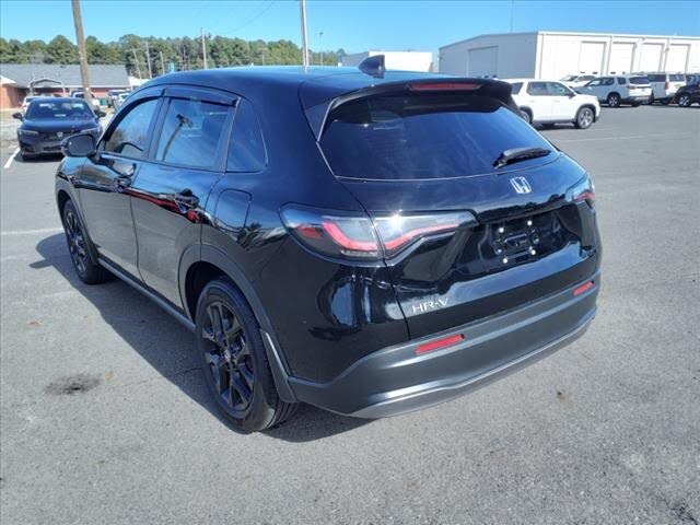 
								Honda HR-V Sport FWD full									