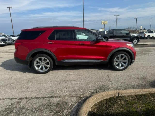 
								Ford Explorer Platinum AWD full									
