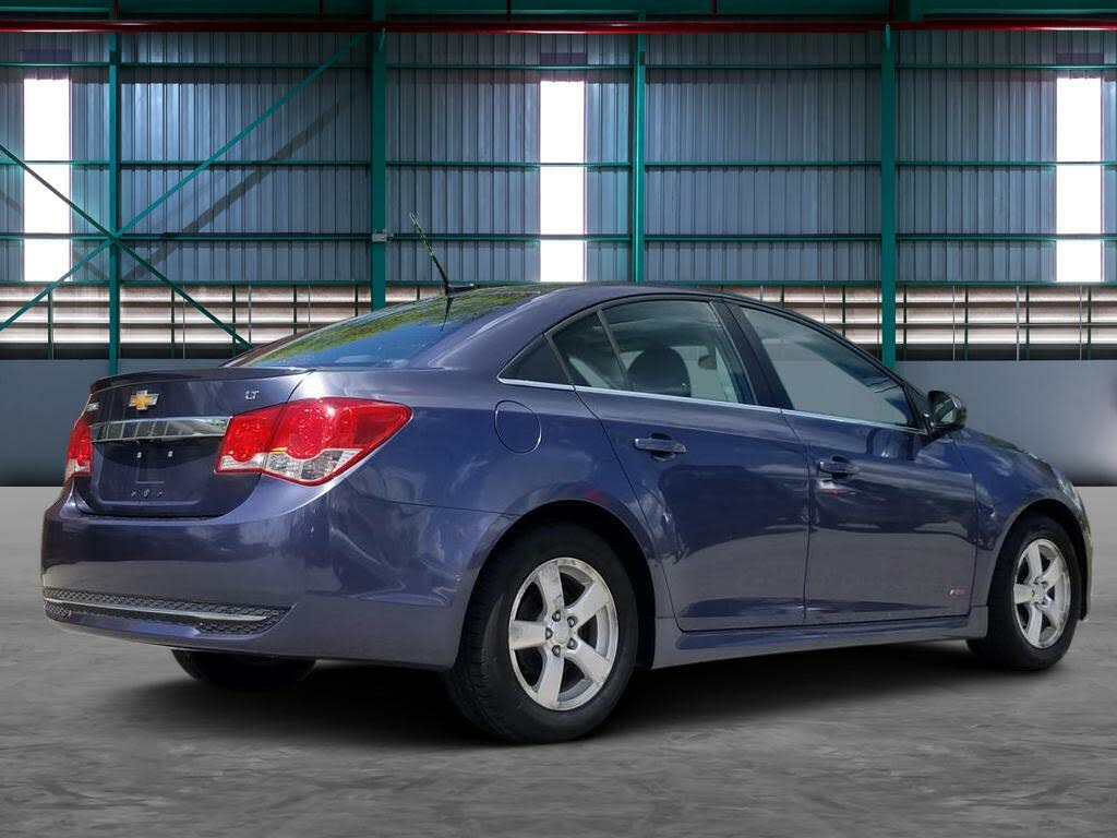 
								2014 Chevrolet Cruze 1LT Sedan FWD full									