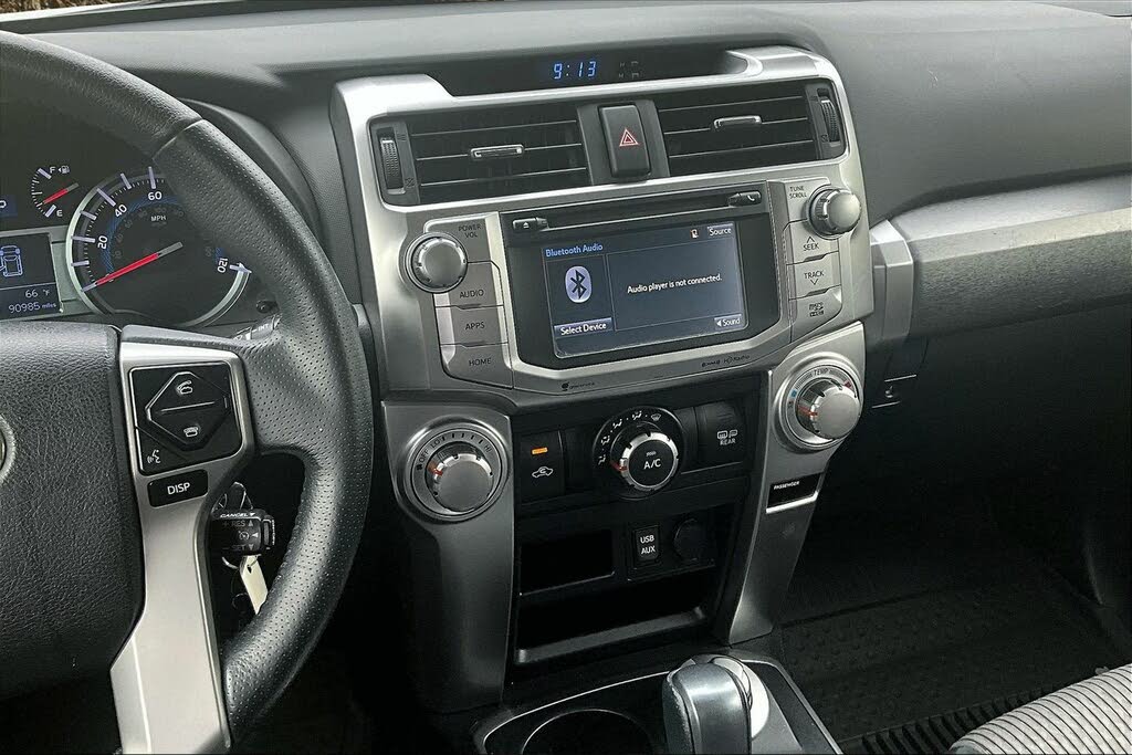 
								2018 Toyota 4Runner SR5 4WD full									