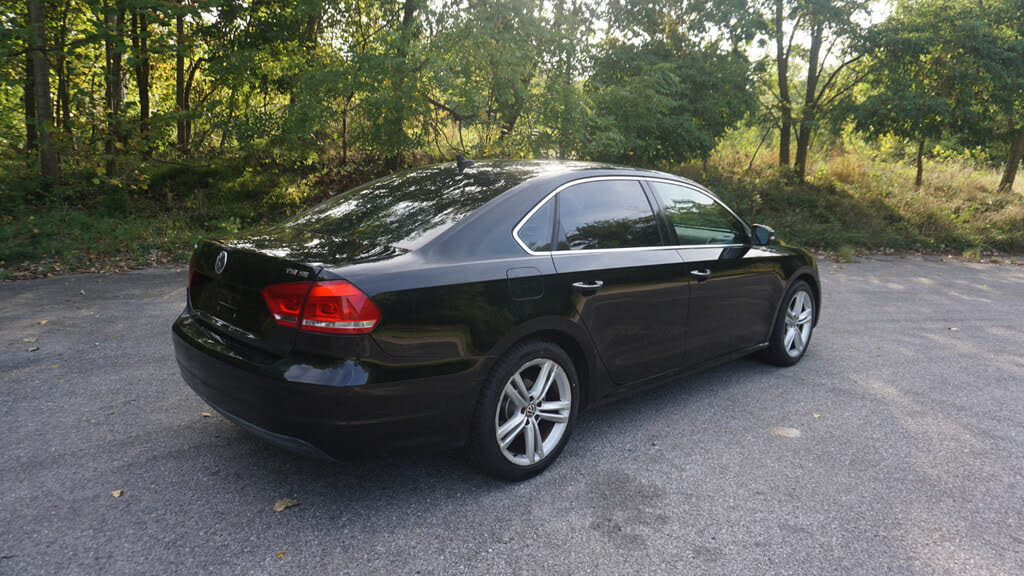 
								2014 Volkswagen Passat SE full									