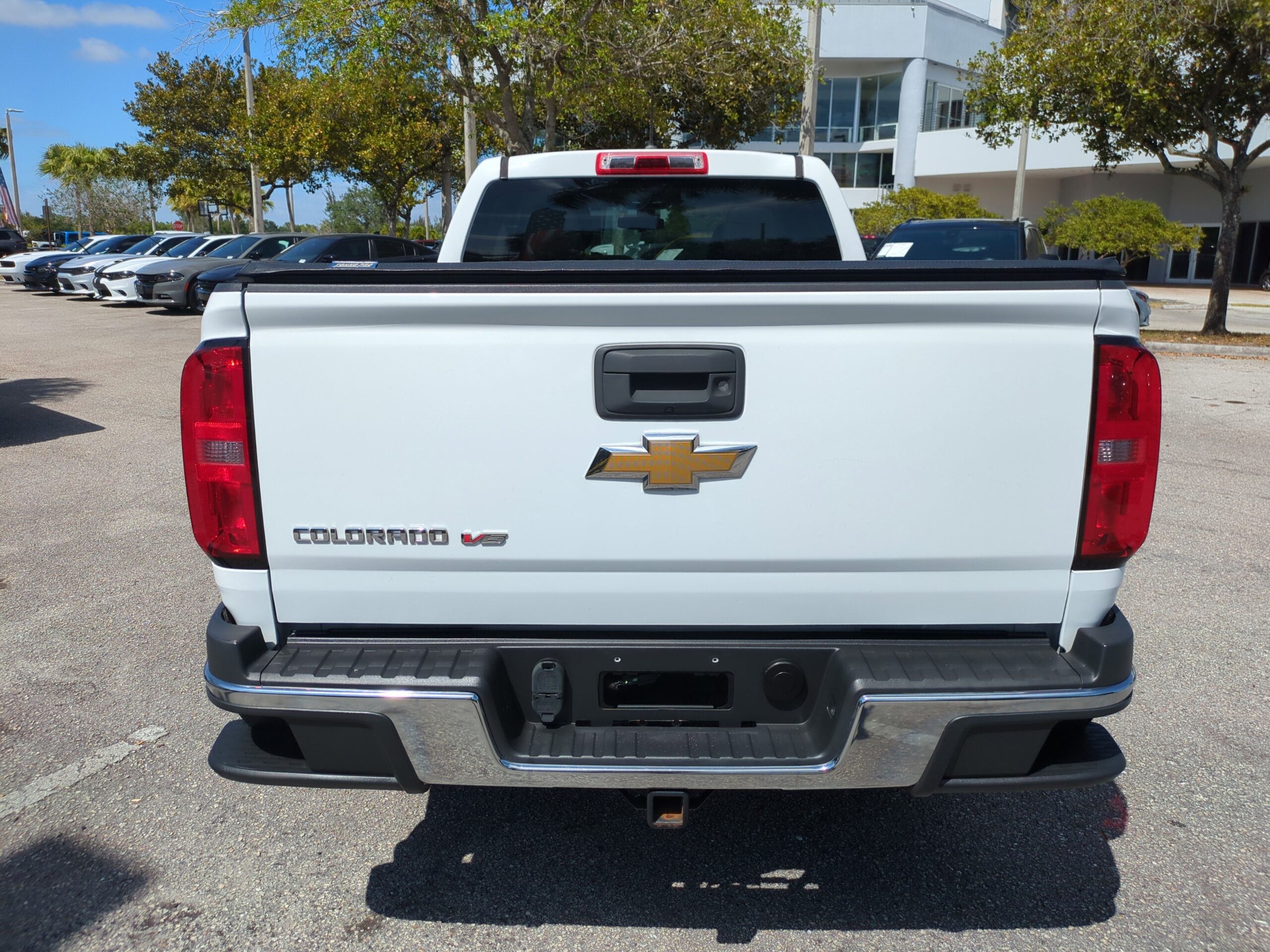 
								2019 Chevrolet Colorado 2WD full									