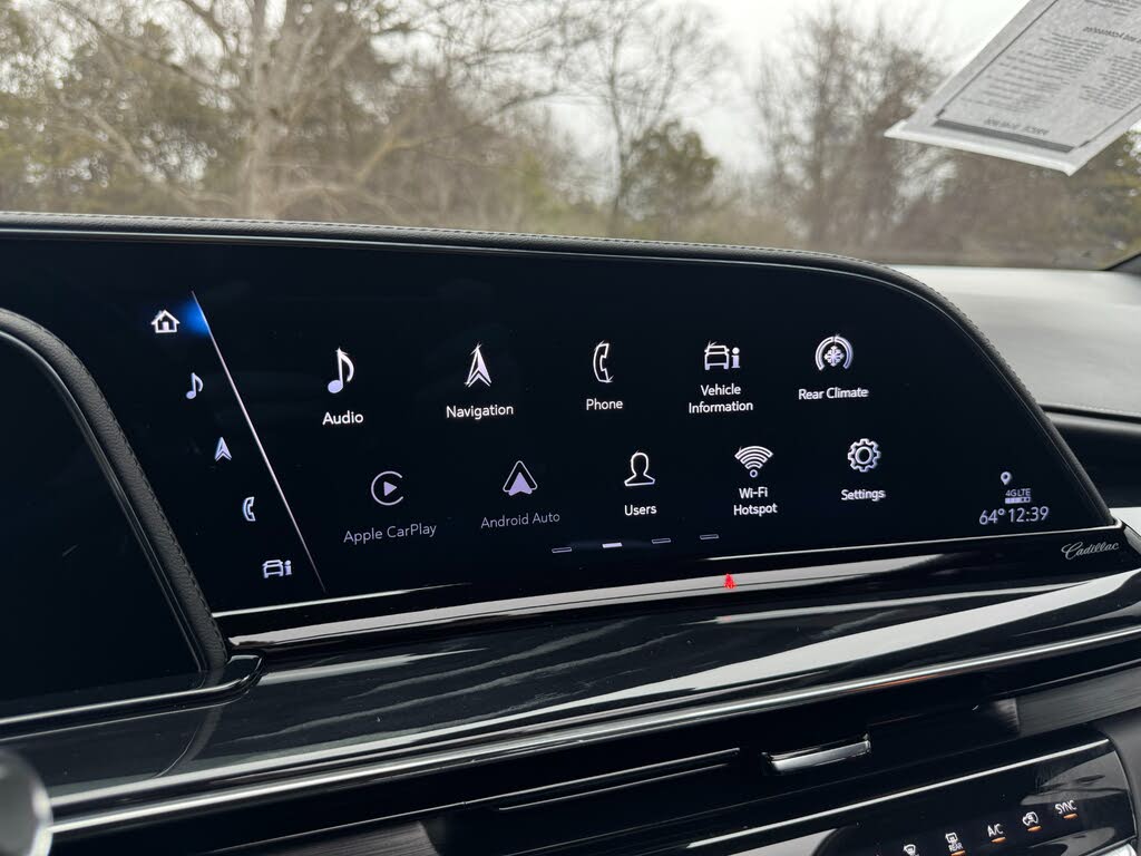 
								Cadillac Escalade-V ESV 4WD full									
