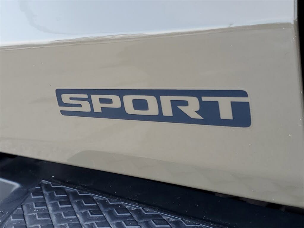 
								Jeep Gladiator Sport Crew Cab 4WD full									