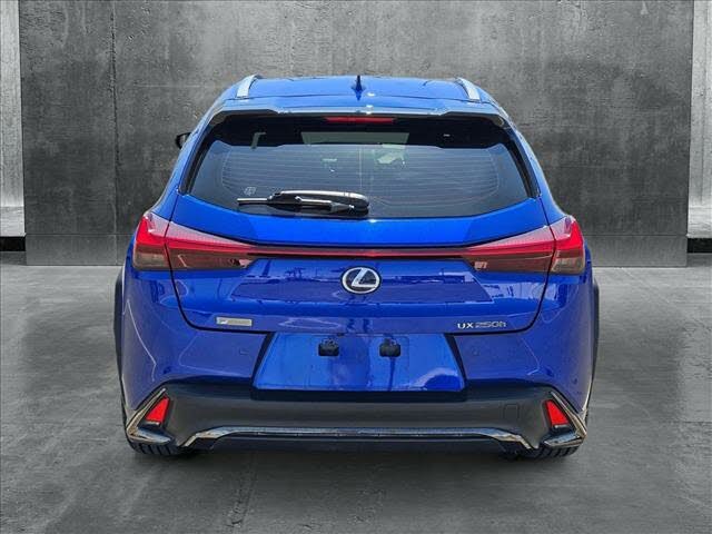 
								Lexus UX Hybrid 250h F Sport AWD full									
