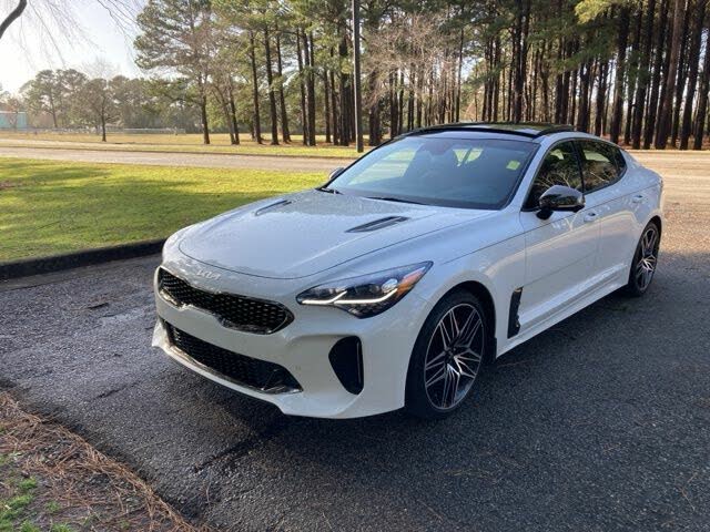 
								2023 Kia Stinger GT2 RWD full									