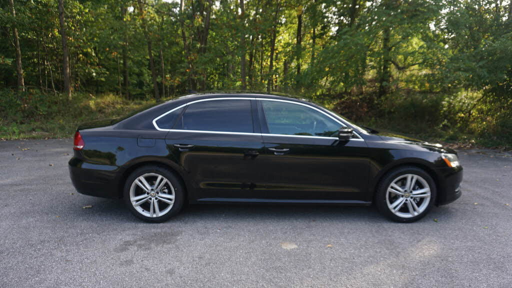 
								2014 Volkswagen Passat SE full									