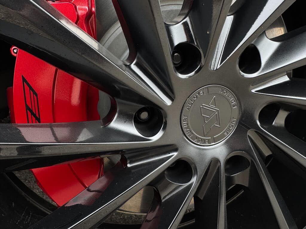 
								Cadillac Escalade-V ESV 4WD full									