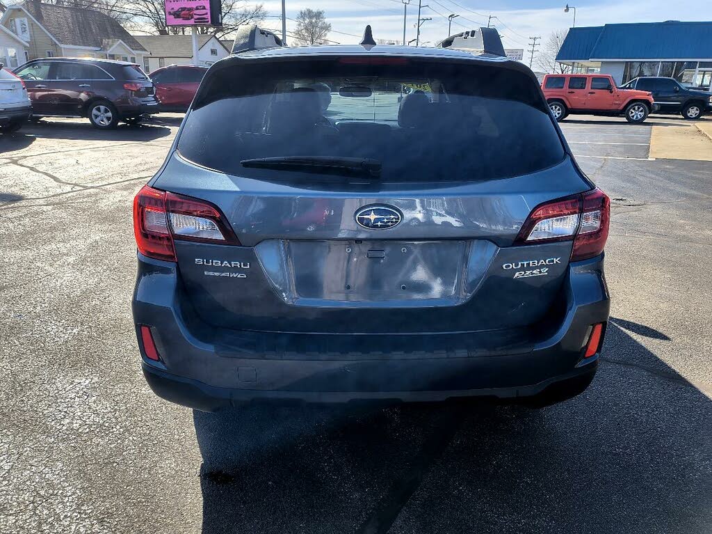 
								Subaru Outback 2.5i Limited full									